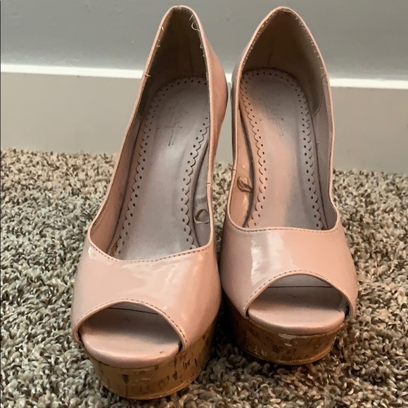 Nude cork Wedge Heels - Picture 2 of 8